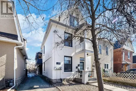 325 Hinchey Avenue Ottawa ON K1Y 1M1