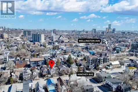 325 Hinchey Avenue Ottawa ON K1Y 1M1