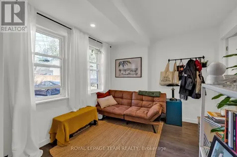 325 Hinchey Avenue Ottawa ON K1Y 1M1