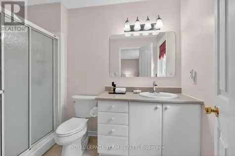 23 Chantilly Gate Ottawa ON K2S 2B1