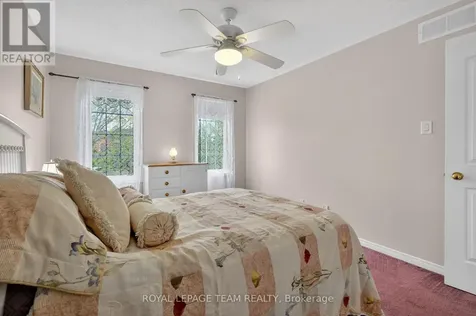 23 Chantilly Gate Ottawa ON K2S 2B1