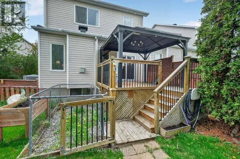 23 Chantilly Gate Ottawa ON K2S 2B1