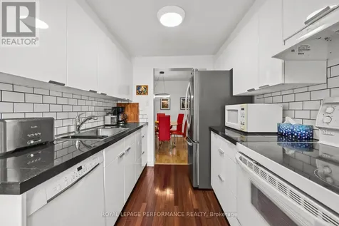 6420 Sablewood Place Ottawa ON K1C 7L7