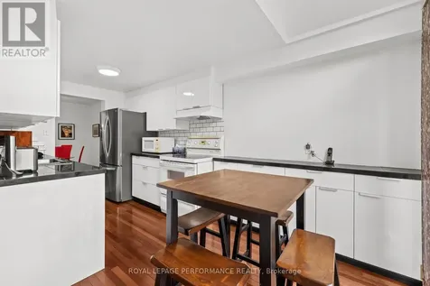 6420 Sablewood Place Ottawa ON K1C 7L7