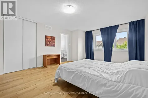 6420 Sablewood Place Ottawa ON K1C 7L7
