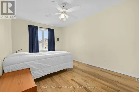 6420 Sablewood Place Ottawa ON K1C 7L7
