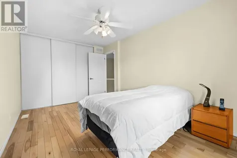 6420 Sablewood Place Ottawa ON K1C 7L7