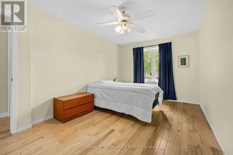 6420 Sablewood Place Ottawa ON K1C 7L7