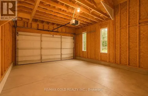 117 Wawinet Street Midland ON L4R 5A9