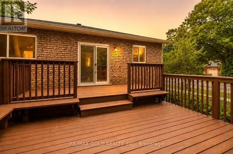117 Wawinet Street Midland ON L4R 5A9
