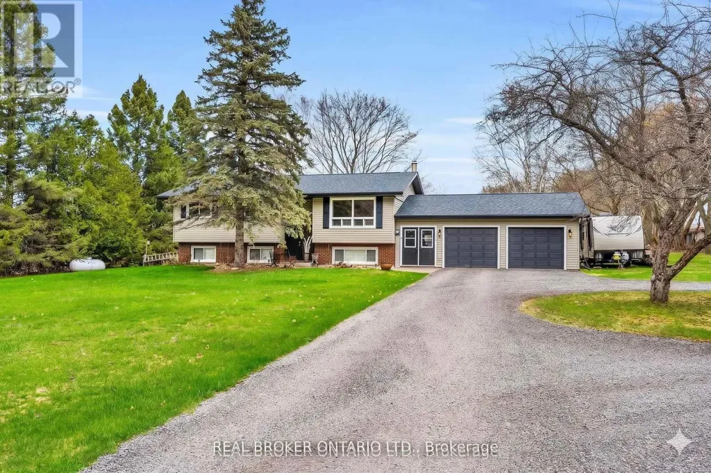2477 Old Fort Road Tay ON L4R 4K3