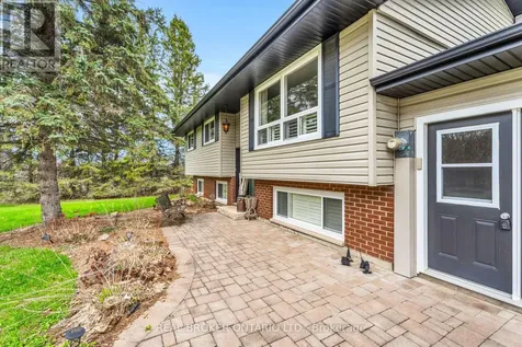 2477 Old Fort Road Tay ON L4R 4K3
