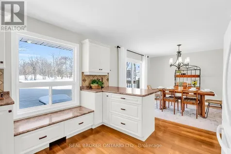 2477 Old Fort Road Tay ON L4R 4K3