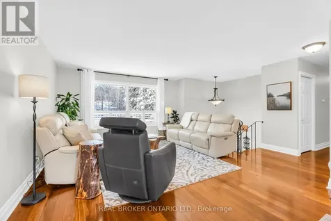 2477 Old Fort Road Tay ON L4R 4K3