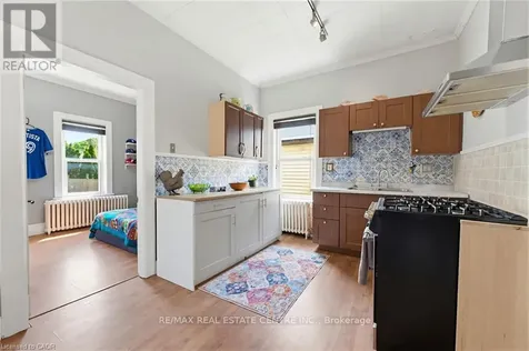 25 Beverly Street Cambridge ON N1R 3Z4