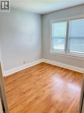 29 Mountain Avenue South Stoney Creek ON L8G 2V7