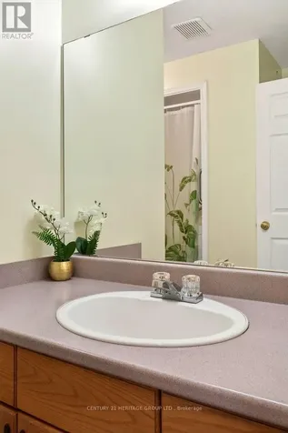31 Kinross Street Haldimand ON N3W 1J7
