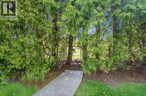 12 Aspen Close Chatham ON N7L 5M1