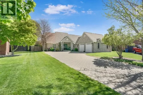 12 Aspen Close Chatham ON N7L 5M1