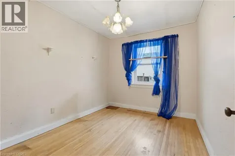609 Guelph Street Kitchener ON N2H 5Y5
