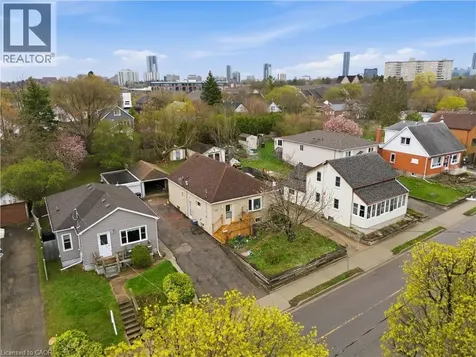 609 Guelph Street Kitchener ON N2H 5Y5