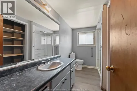 12249 Papineau Court Tecumseh ON N8N 3B5