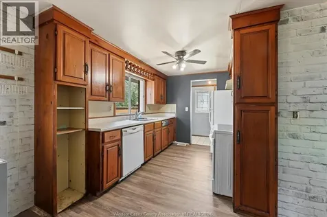 12249 Papineau Court Tecumseh ON N8N 3B5