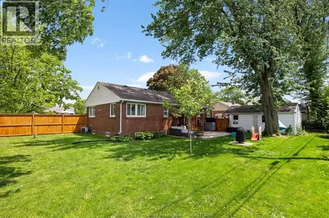 2725 Randolph Avenue Windsor ON N9E 3E1