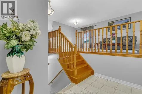 3114 Fletcher Windsor ON N9E 4M7