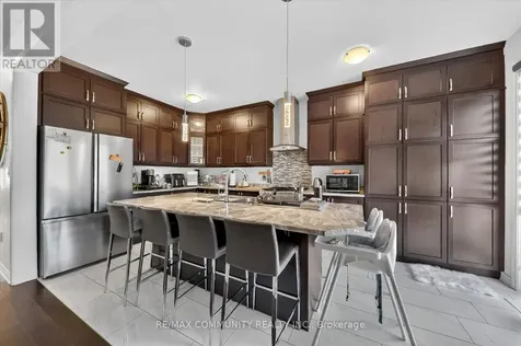 2725 Sapphire Drive Pickering ON L1X 0G3