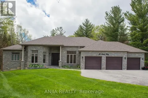 26 Pelosi Way East Gwillimbury ON L0G 1M0