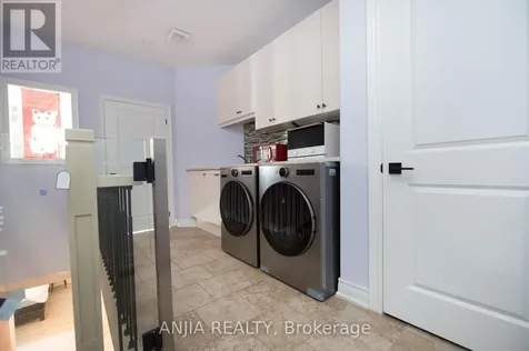 26 Pelosi Way East Gwillimbury ON L0G 1M0