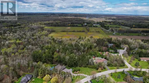 26 Pelosi Way East Gwillimbury ON L0G 1M0