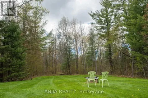 26 Pelosi Way East Gwillimbury ON L0G 1M0