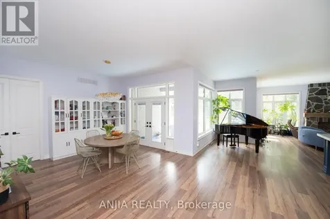 26 Pelosi Way East Gwillimbury ON L0G 1M0
