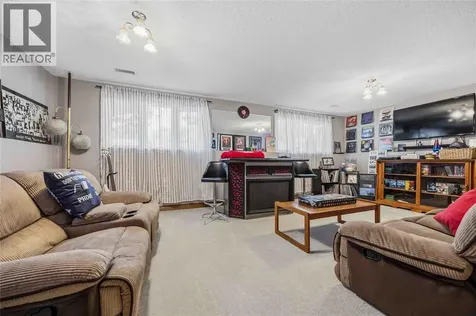 4484 North Street Petrolia ON N0N 1R0