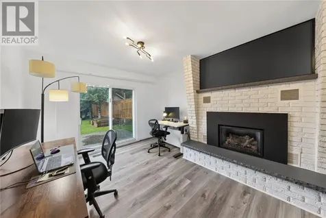 32 Thorncliffe Court Sudbury ON P3A 5E9