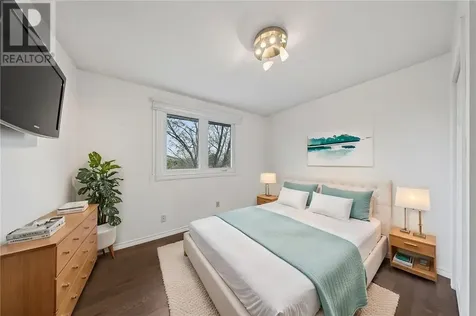 32 Thorncliffe Court Sudbury ON P3A 5E9