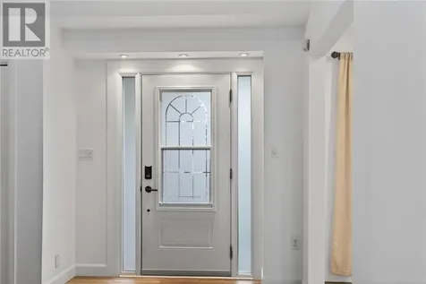 32 Thorncliffe Court Sudbury ON P3A 5E9