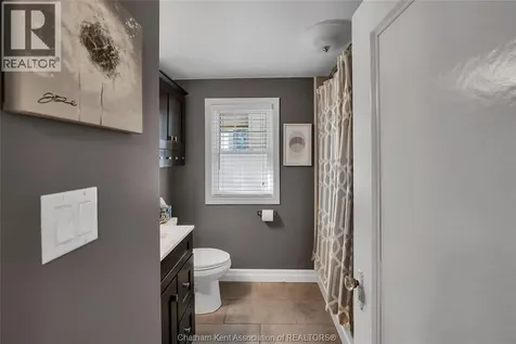 210-212 Elizabeth Street Chatham ON N7L 2Y7