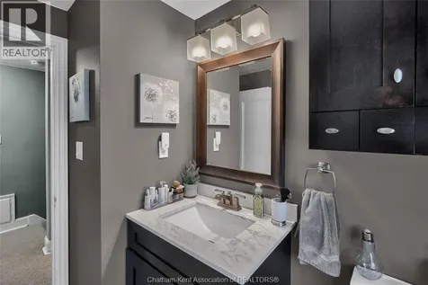 210-212 Elizabeth Street Chatham ON N7L 2Y7