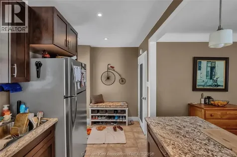 210-212 Elizabeth Street Chatham ON N7L 2Y7