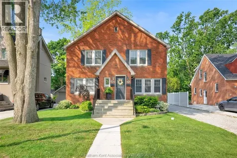 210-212 Elizabeth Street Chatham ON N7L 2Y7