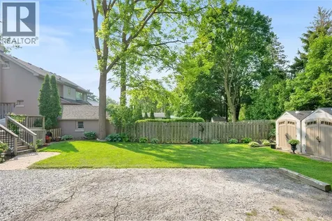210-212 Elizabeth Street Chatham ON N7L 2Y7
