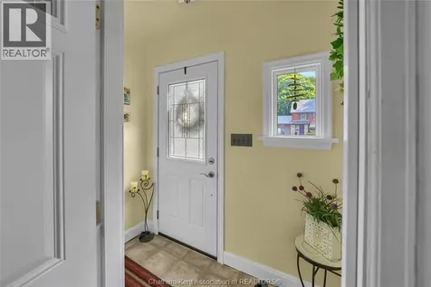 210-212 Elizabeth Street Chatham ON N7L 2Y7