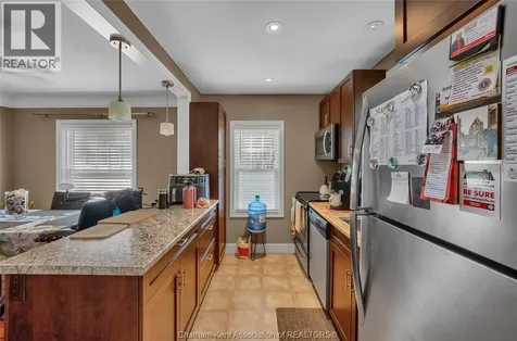 210-212 Elizabeth Street Chatham ON N7L 2Y7
