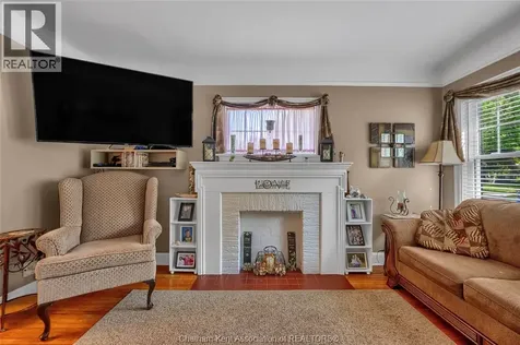 210-212 Elizabeth Street Chatham ON N7L 2Y7