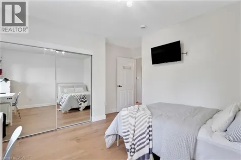 1279 Maple Manor Road Cambridge ON N1R 5S6