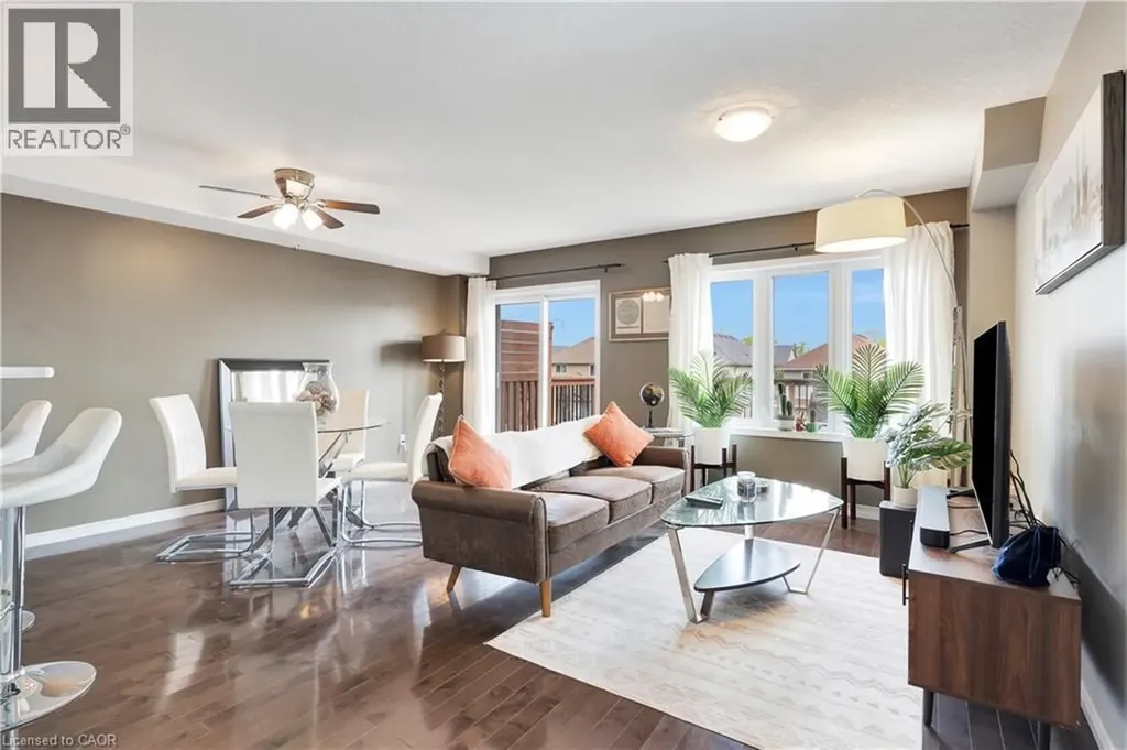 935 Zeller Crescent Kitchener ON N2A 0C7