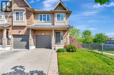 935 Zeller Crescent Kitchener ON N2A 0C7